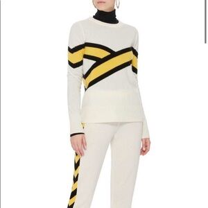 Madeleine Thompson cashmere sweater size medium